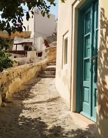 Santorinio Yellow House Feriehus Éxo Goniá