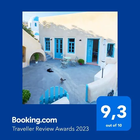 Santorinio Yellow House *